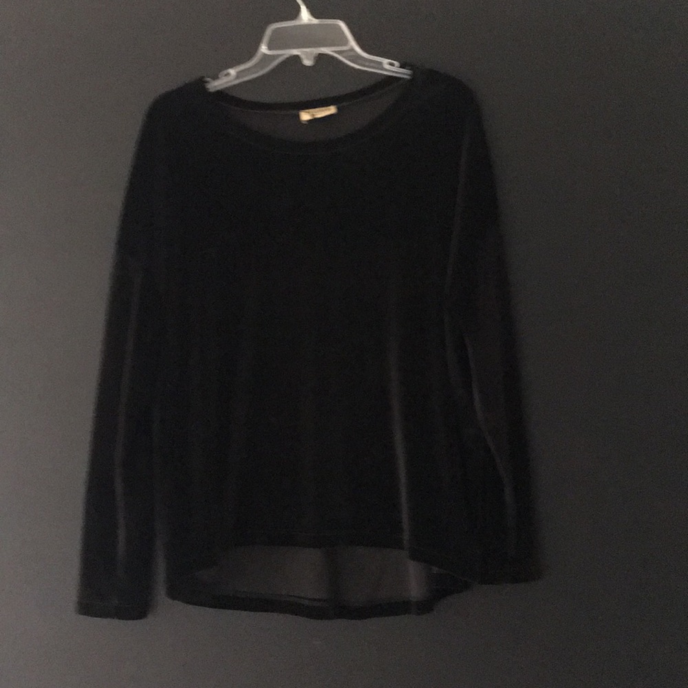 Shop me your Mumu velvet top